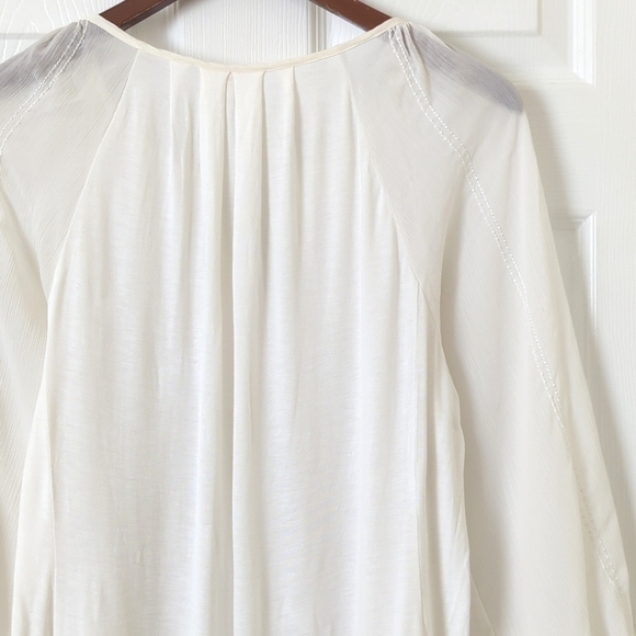 Tiny Anthropologie Jasmine Vine Embroidered Split Scoop Neck Peasant Top Ivory M - Picture 12 of 13